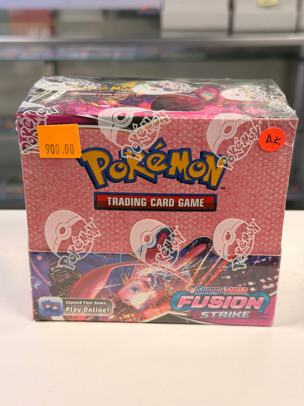 Pokémon TCG: Sword & Shield - Fusion Strike Booster Box (36 Packs)