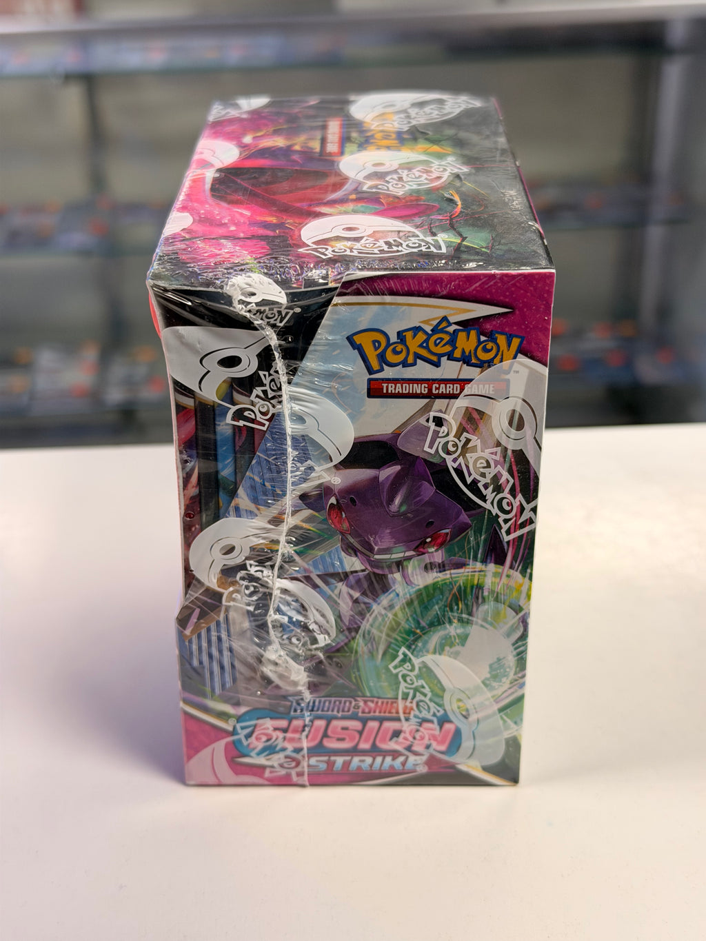 Pokémon TCG: Sword & Shield - Fusion Strike Booster Box (36 Packs)